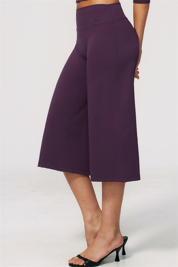 Natalia 2-piece set with half-sleeve top and wide-leg shorts