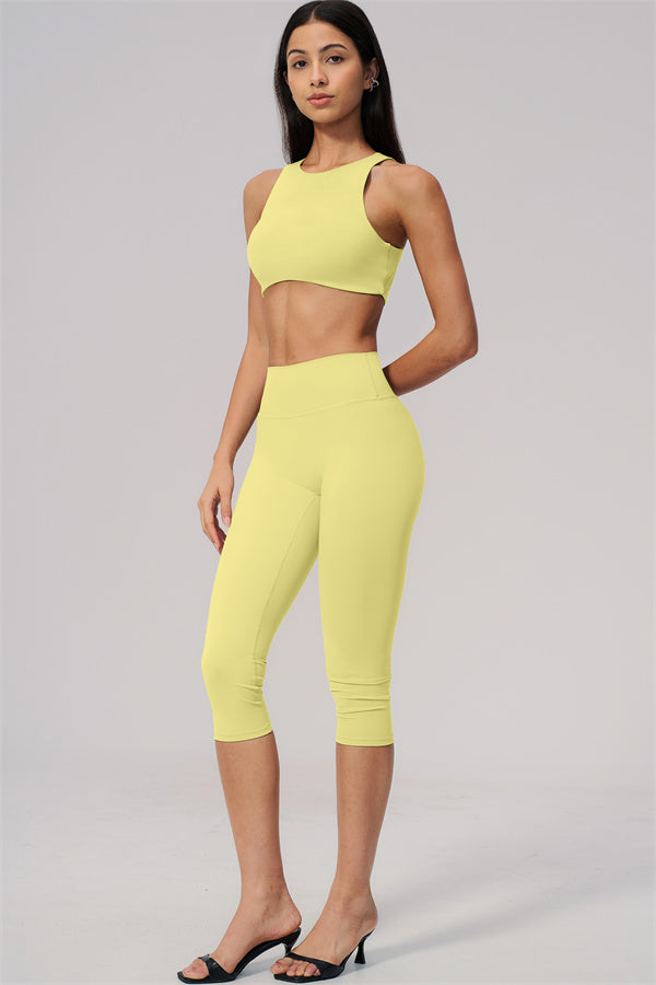 Ensemble 2 pièces Twirl : brassière de sport dos nu et legging corsaire