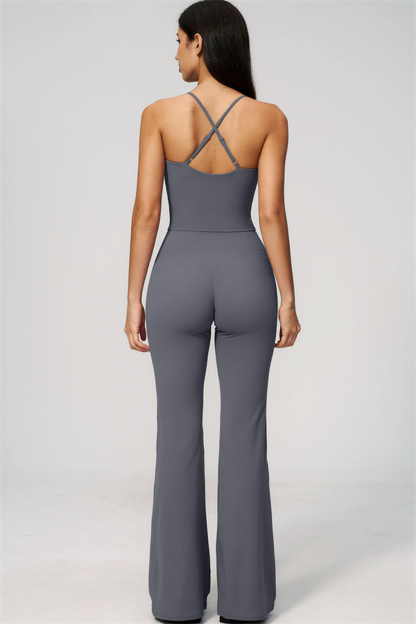 Conjunto de 2 piezas Zura con camiseta de tirantes y leggings acampanados