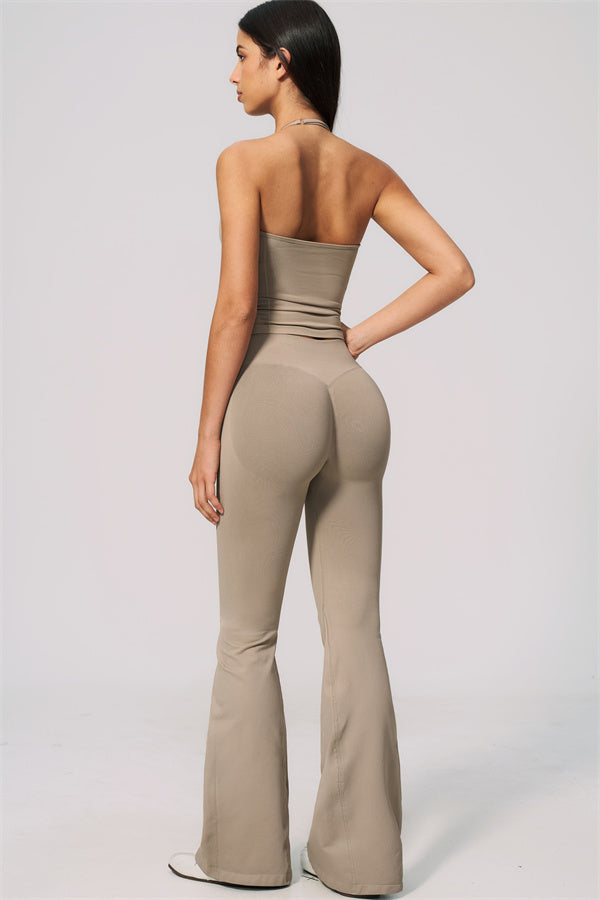 Conjunto de 2 piezas Velvetine: top de tirantes y leggings acampanados