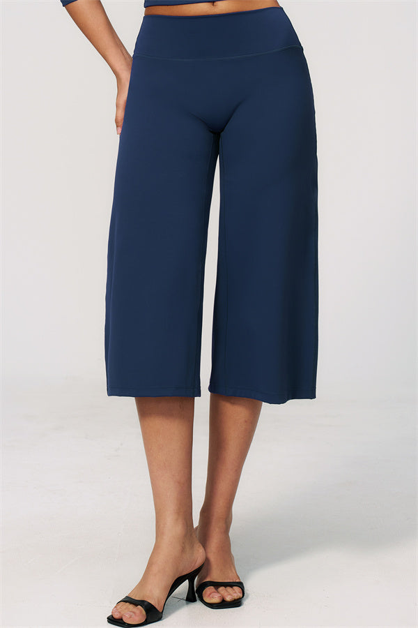 Natalia 2-piece set with half-sleeve top and wide-leg shorts