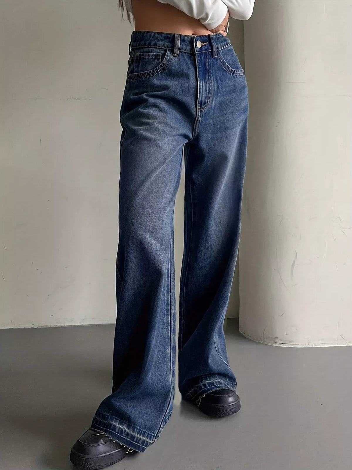 Jeans de pierna ancha con lavado vintage
