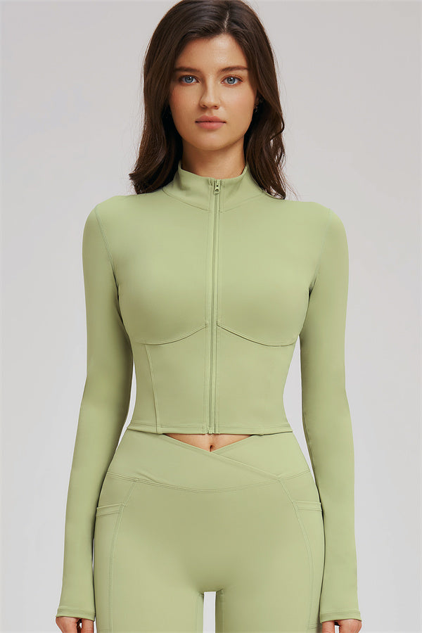 Conjunto de 3 piezas Sizzle: chaqueta con cremallera, sujetador deportivo y leggings acampanados