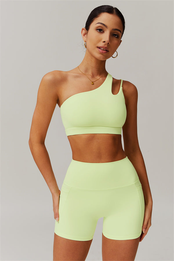 Ensemble 2 pièces Blissful Rose : brassière de sport et short