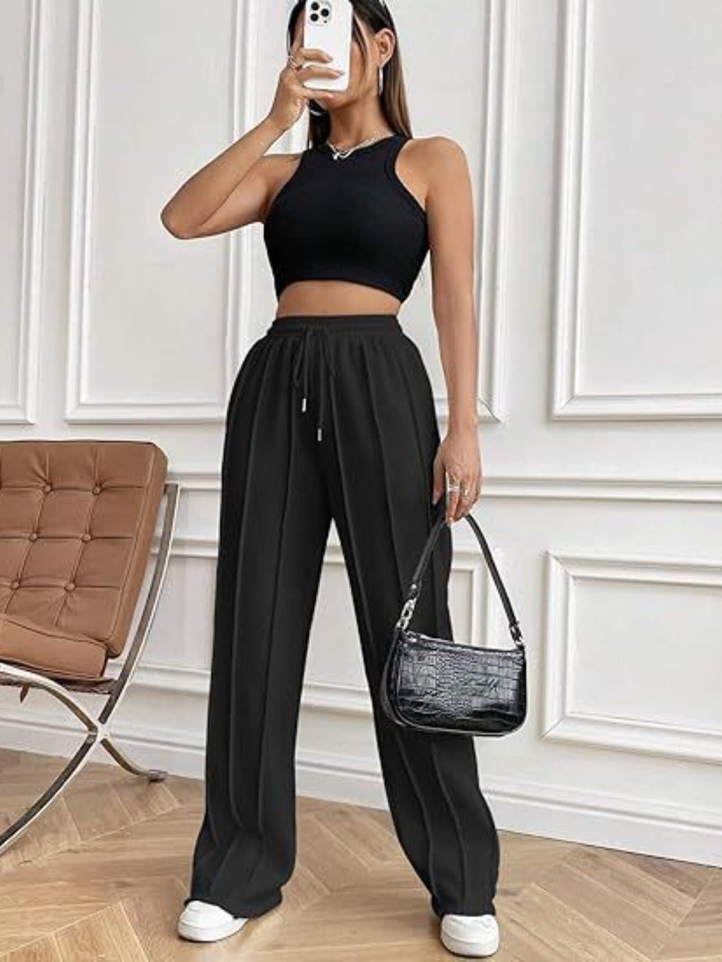 Pantalones de pierna ancha con cordón y bolsillos