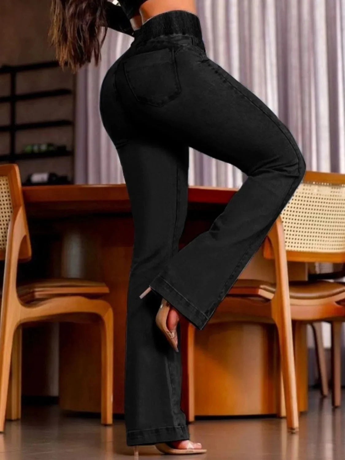 Jeans bootcut de tiro alto