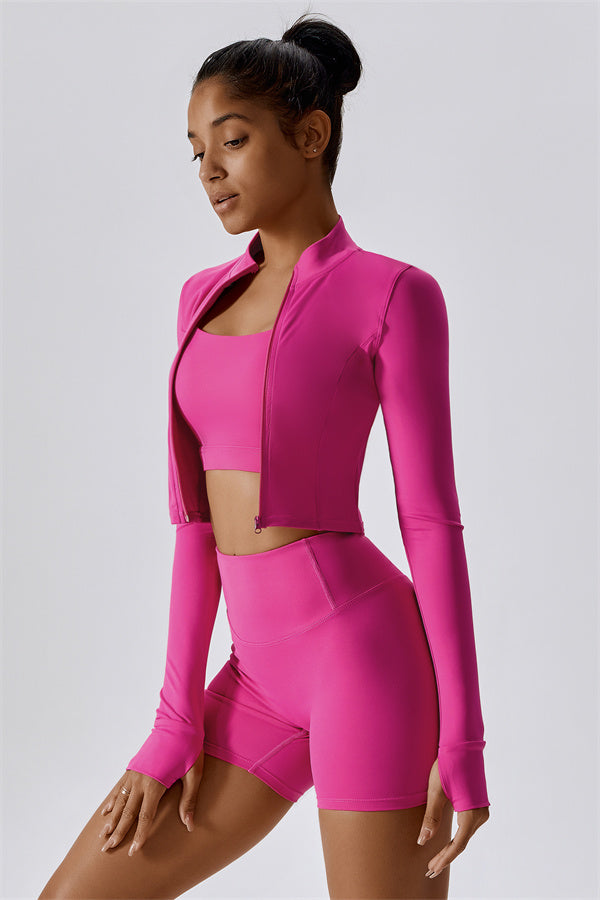 Conjunto de 3 piezas Eloise: chaqueta, sujetador deportivo y pantalones cortos