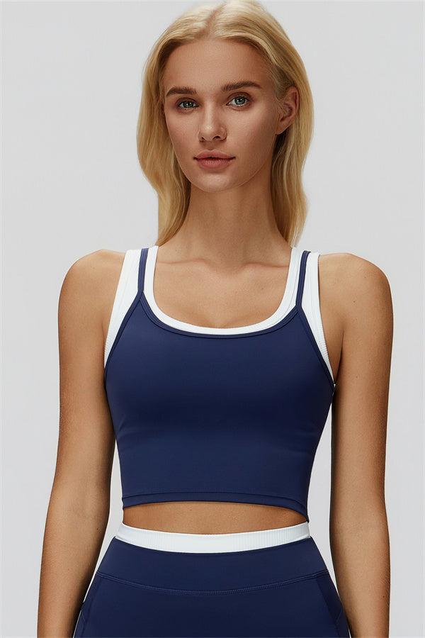 Conjunto de 2 piezas Canyon con top corto de tirantes y leggings acampanados