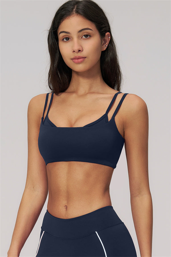 Conjunto de 2 piezas Clarity con sujetador deportivo de tirantes dobles y shorts