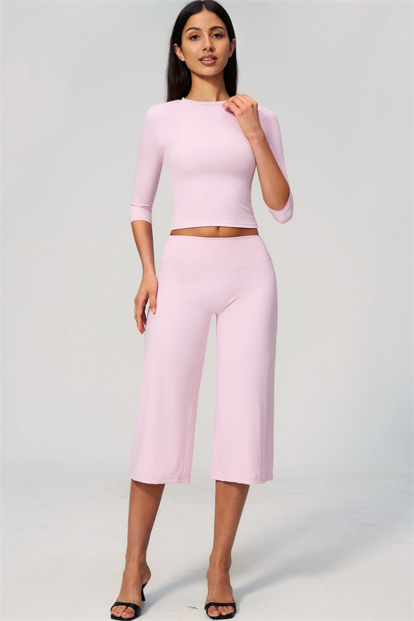 Natalia 2-piece set with half-sleeve top and wide-leg shorts