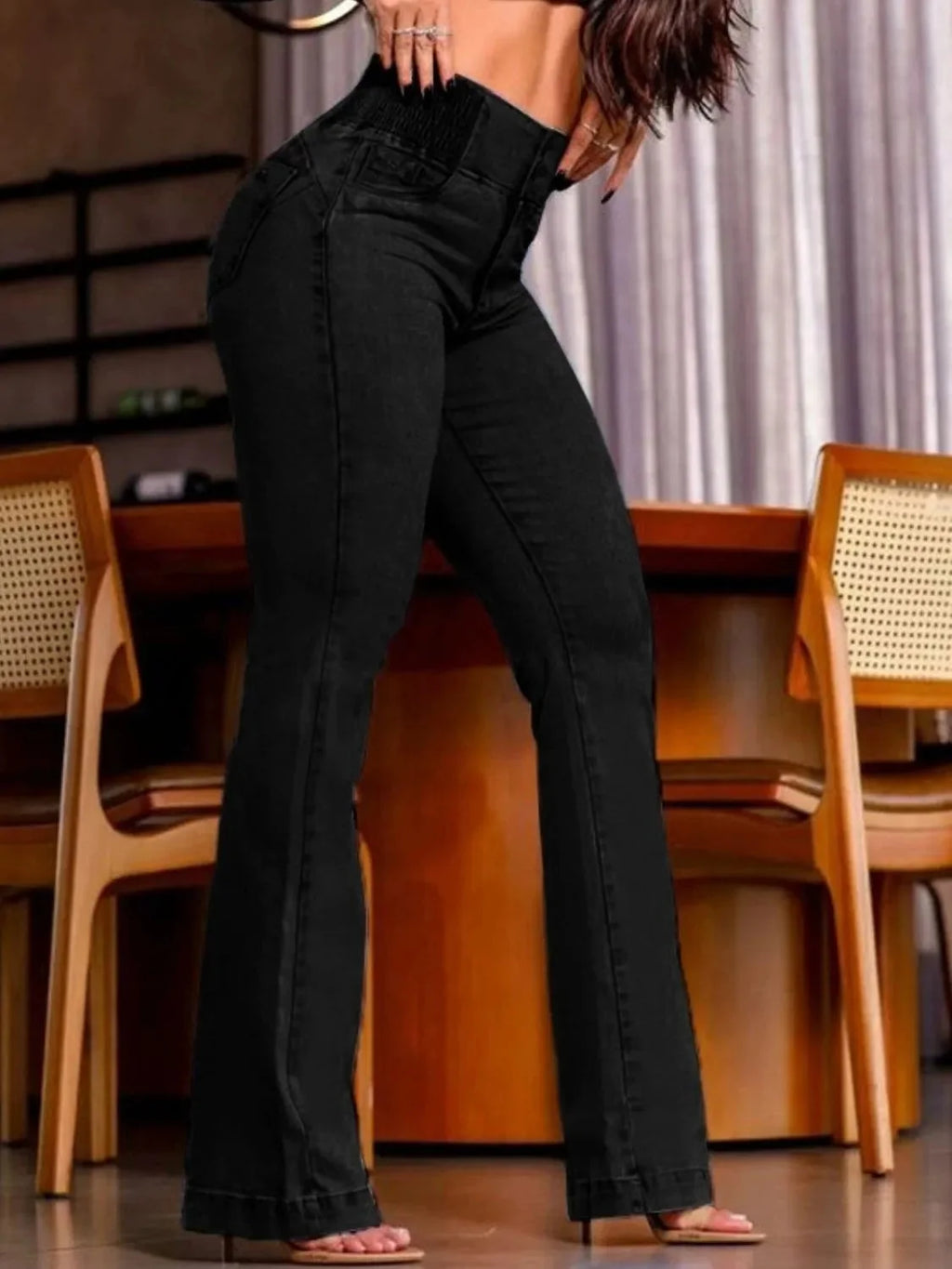 Jeans bootcut de tiro alto