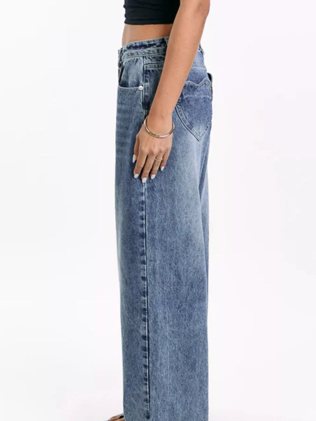 Jeans de pierna ancha con bolsillos — Relajados, refinados y listos para todo