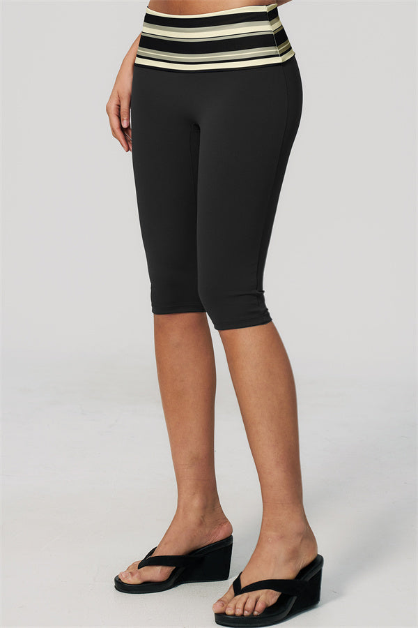 Conjunto de 2 piezas Enliven: sujetador deportivo y leggings capri