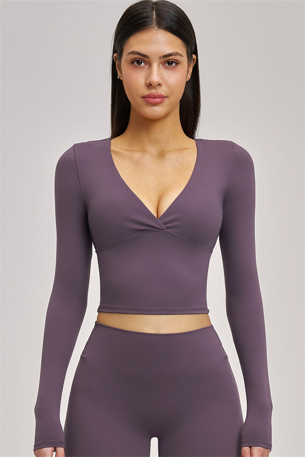 Conjunto de 2 piezas Swoon: top corto de manga larga y leggings acampanados