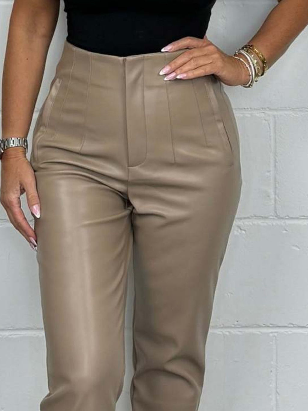 Pantalones rectos de cintura alta en talla grande