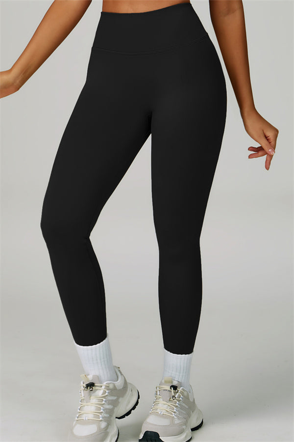 Empower 2-piece set: sports bra and leggings