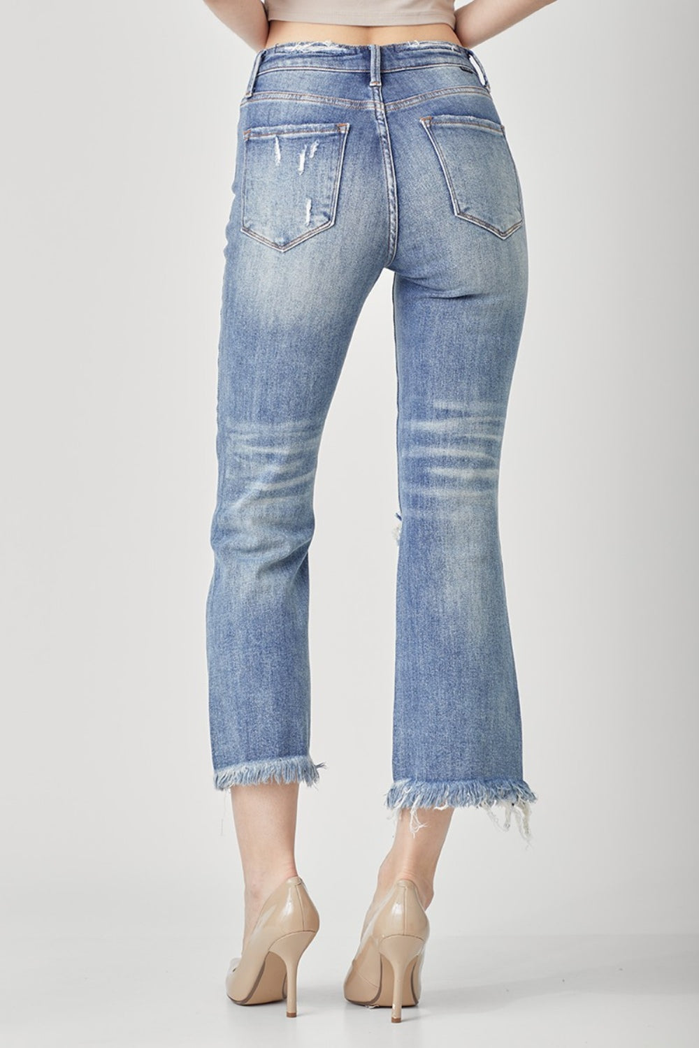 Jeans bootcut cropped de cintura alta con efecto desgastado RISEN