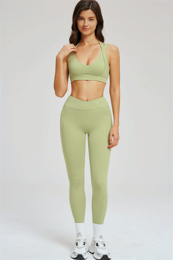 Ensemble 2 pièces Sizzle : brassière de sport et leggings