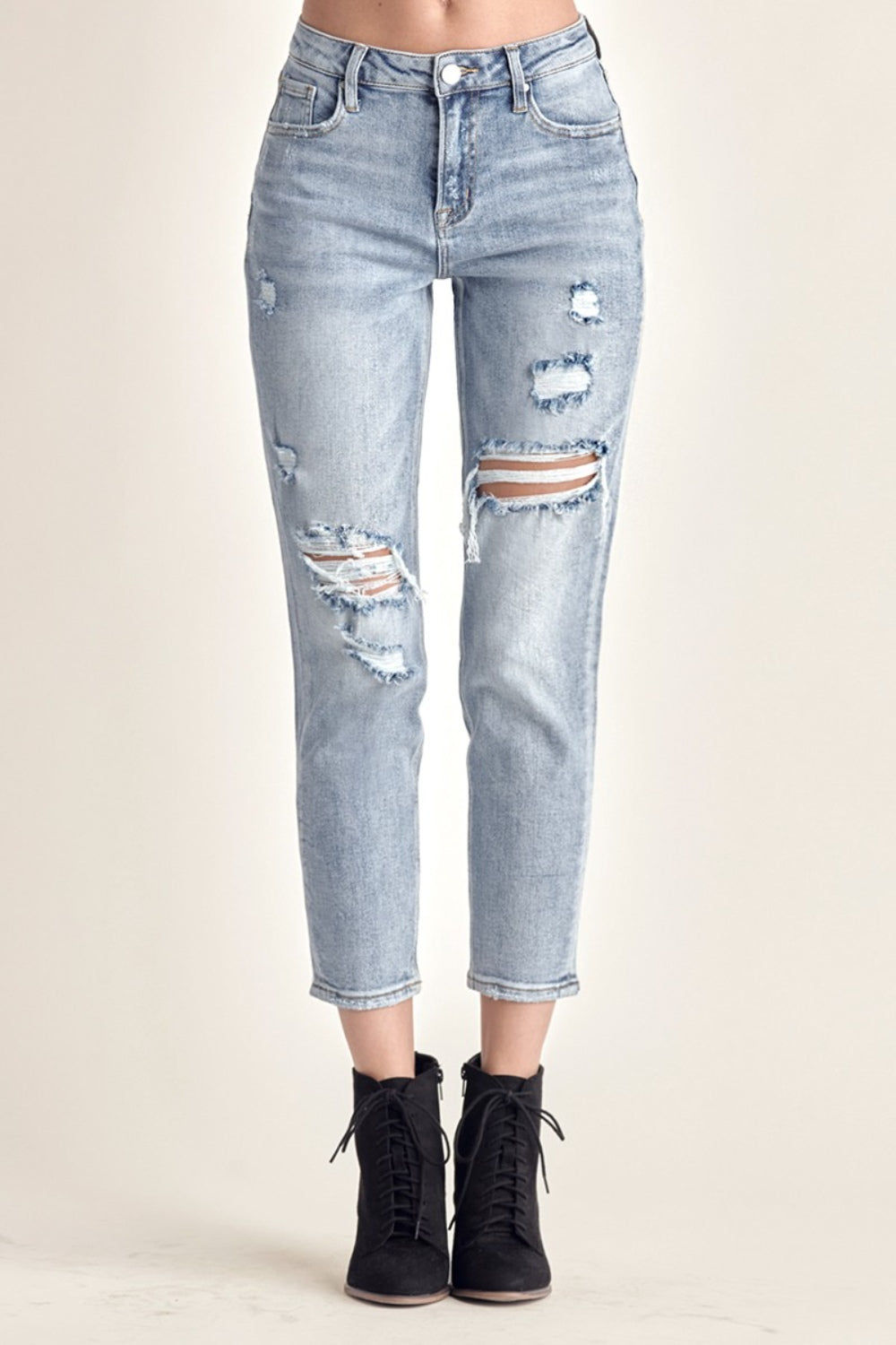 Jeans slim cropped desgastados de RISEN