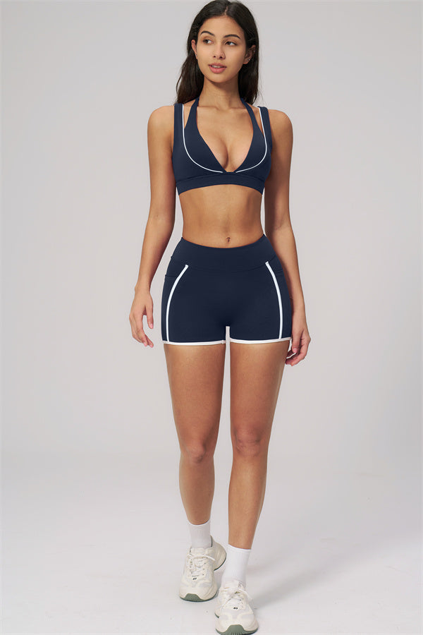 Clarity Contour Line 2-piece set: sports bra and shorts