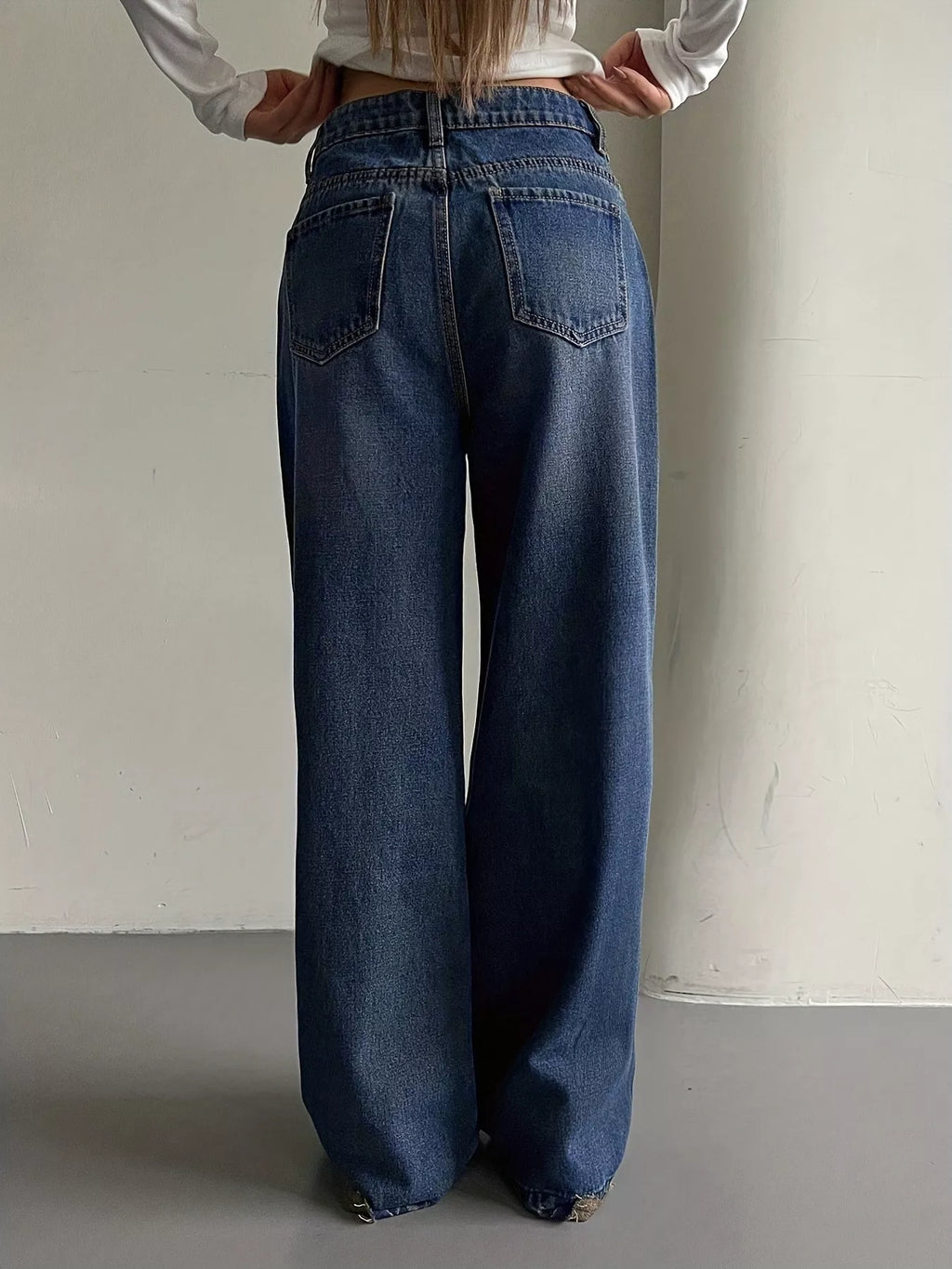 Jeans de pierna ancha con lavado vintage