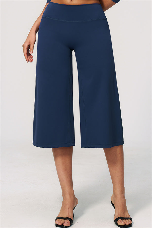 Natalia 2-piece set with half-sleeve top and wide-leg shorts