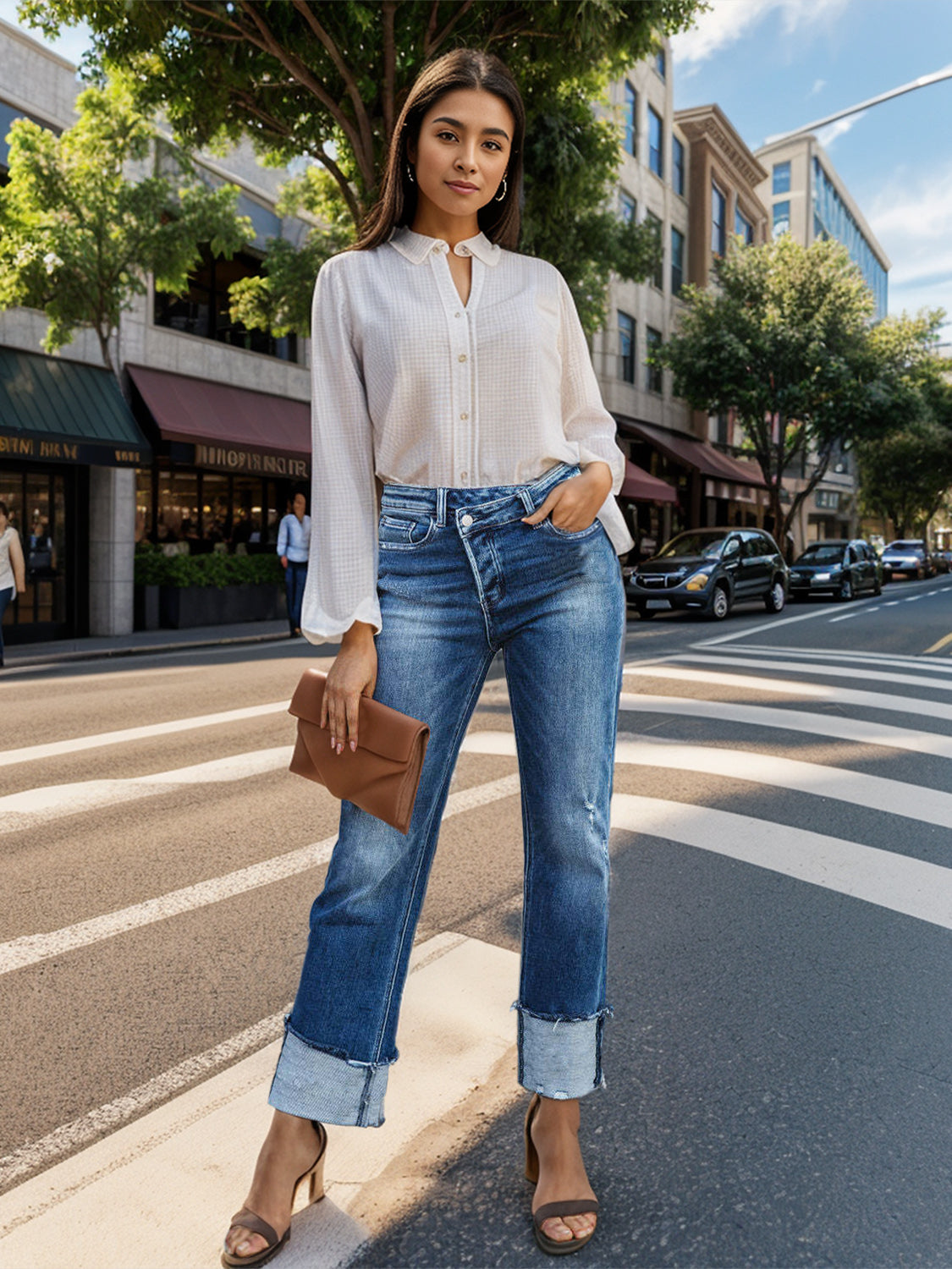 Jeans de tiro medio con bolsillos