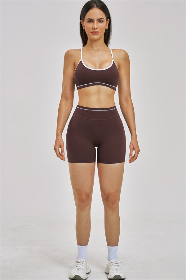 Conjunto Unbound de 2 piezas: sujetador deportivo y shorts