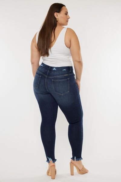 Jeans Kancan de tallas grandes, con efecto bigote de gato, bajo sin rematar y cintura alta