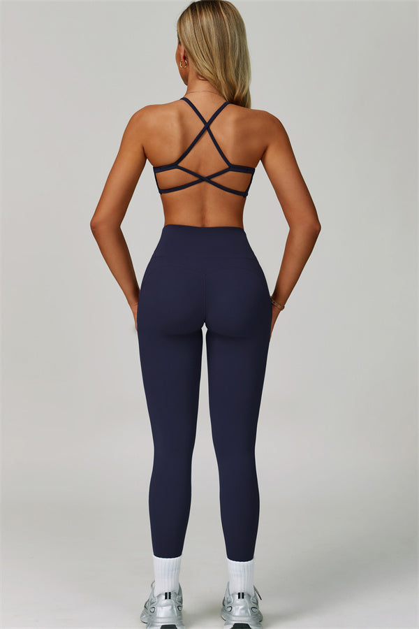 Sportliches, gewagtes 2-teiliges Set mit Racerback-BH und Leggings