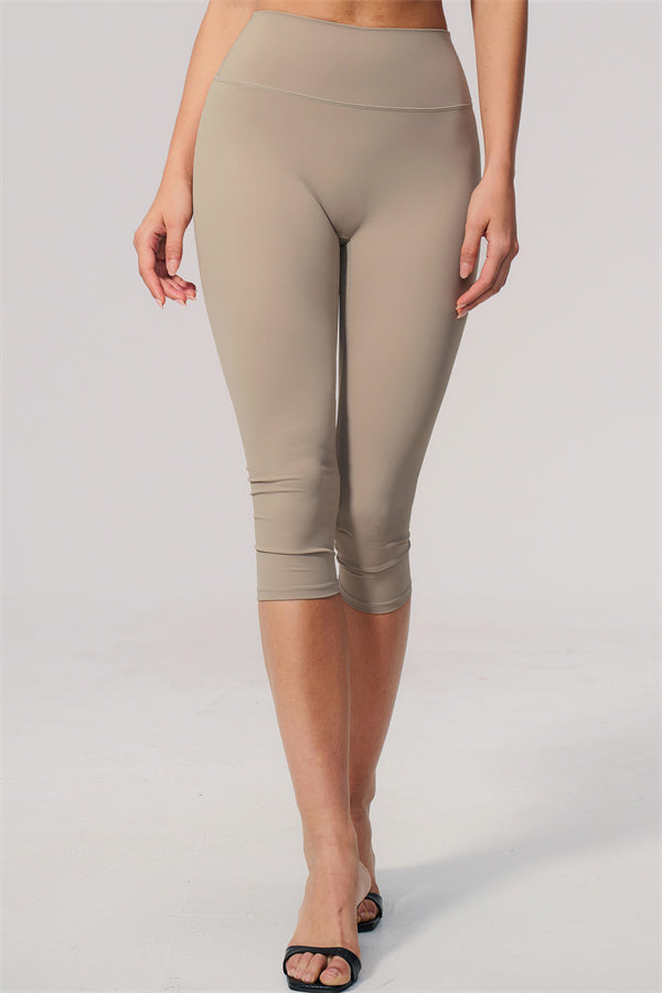 Ensemble 2 pièces Twirl : brassière de sport dos nu et legging corsaire