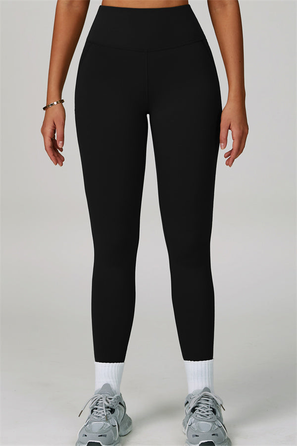 Sportliches, gewagtes 2-teiliges Set mit Racerback-BH und Leggings