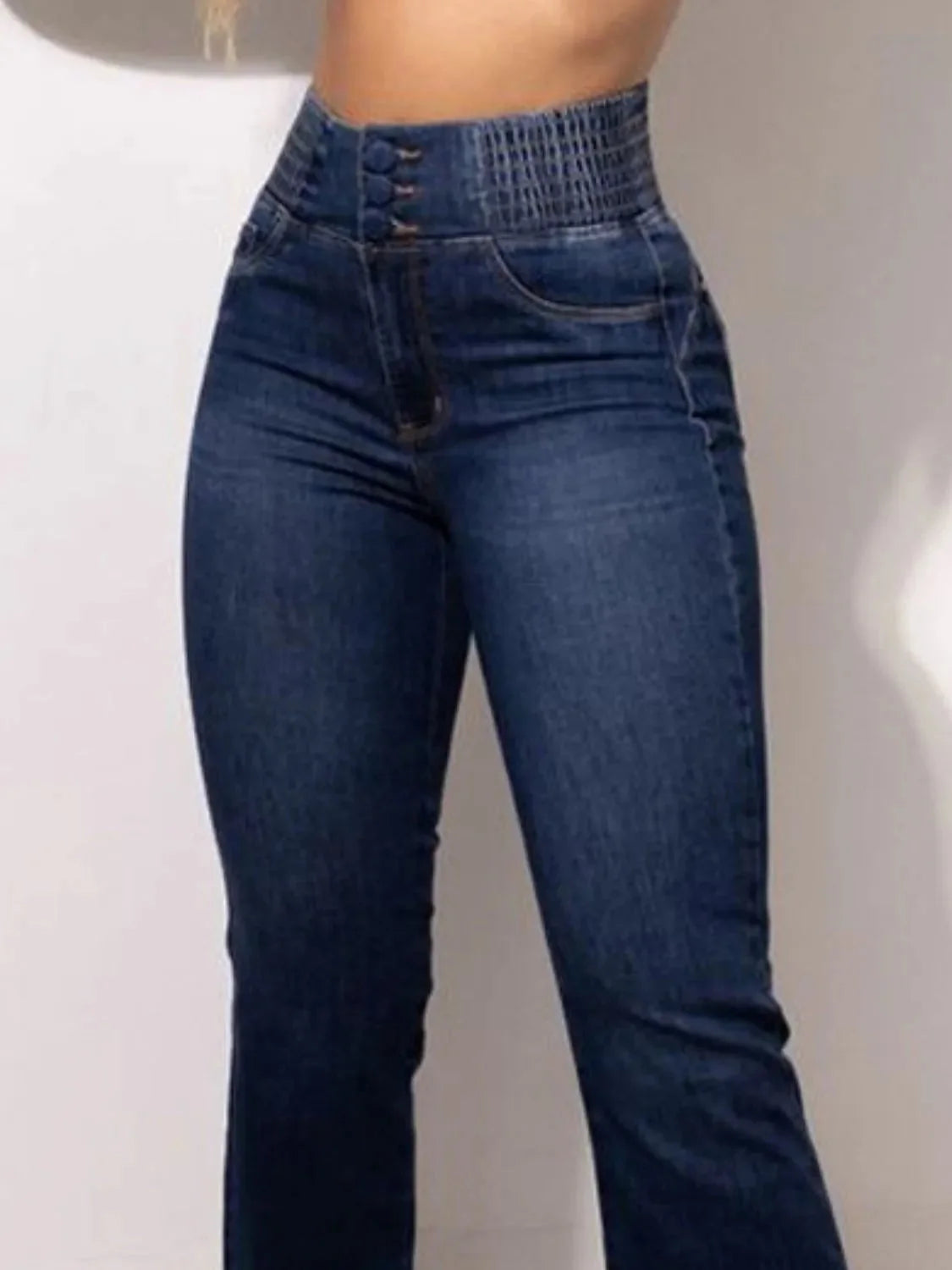 Jeans bootcut de tiro alto