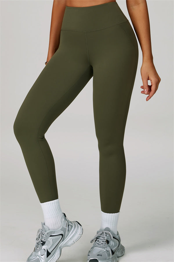 Sportliches, gewagtes 2-teiliges Set mit Racerback-BH und Leggings