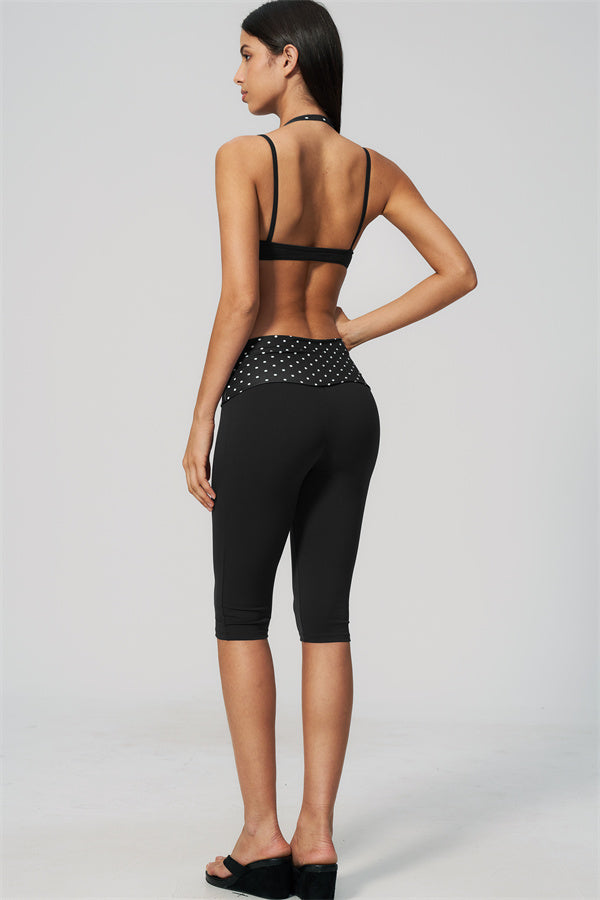 Conjunto de 2 piezas Enliven: sujetador deportivo y leggings capri