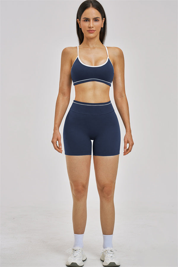Conjunto Unbound de 2 piezas: sujetador deportivo y shorts