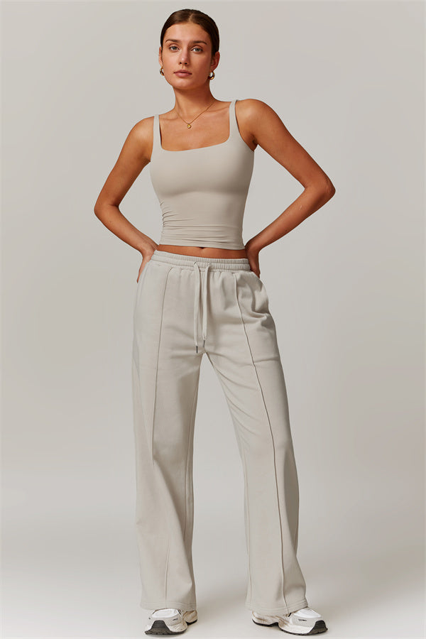 The Motion 2-piece set: tank top and sweatpants