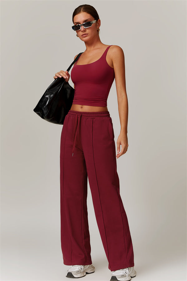 The Motion 2-piece set: tank top and sweatpants