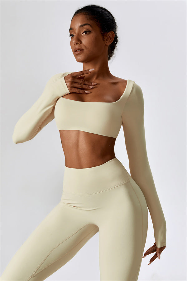 Conjunto de 2 piezas Lily Belle: top corto y leggings acampanados