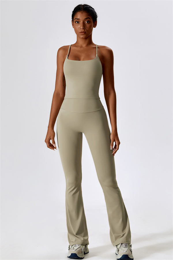 Lily Belle 2-teiliges Set: Sport-BH und ausgestellte Leggings