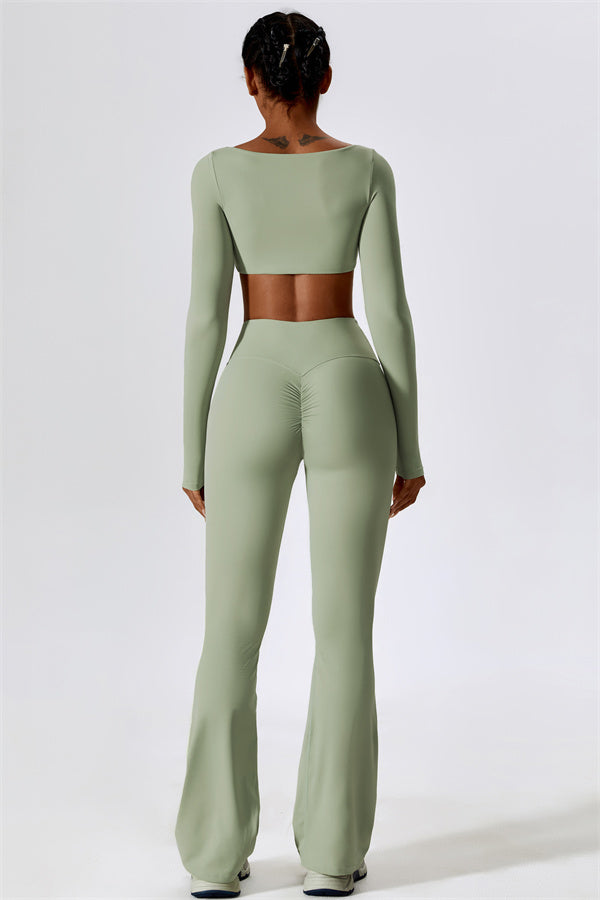 Conjunto de 2 piezas Lily Belle: top corto y leggings acampanados