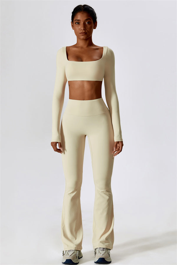 Conjunto de 2 piezas Lily Belle: top corto y leggings acampanados
