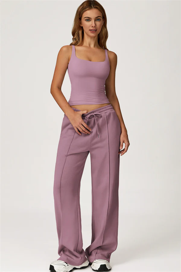 The Motion 2-piece set: tank top and sweatpants