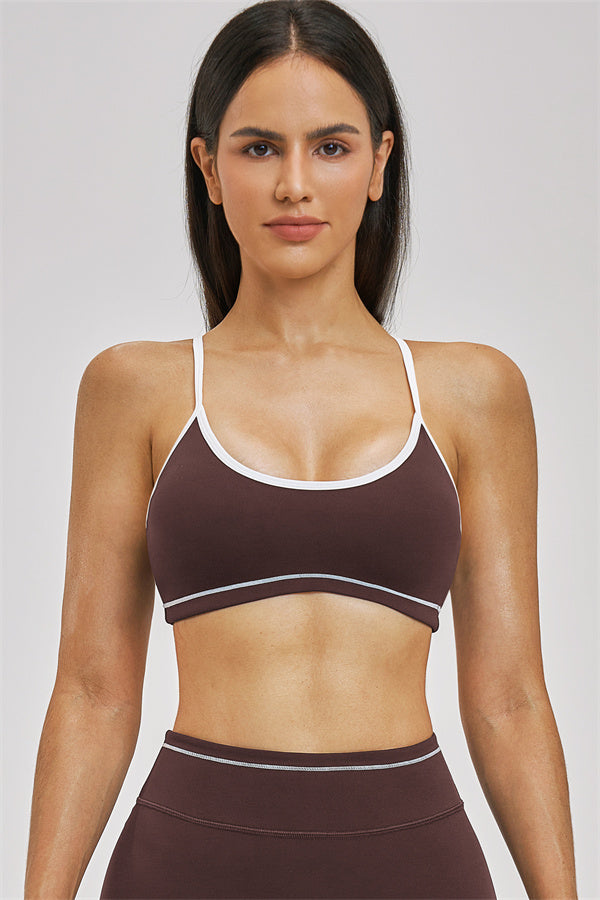 Conjunto Unbound de 2 piezas: sujetador deportivo y shorts