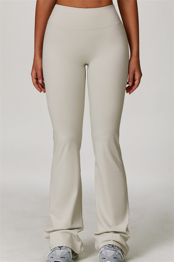 Conjunto Refresh de 2 piezas: sujetador deportivo y leggings acampanados