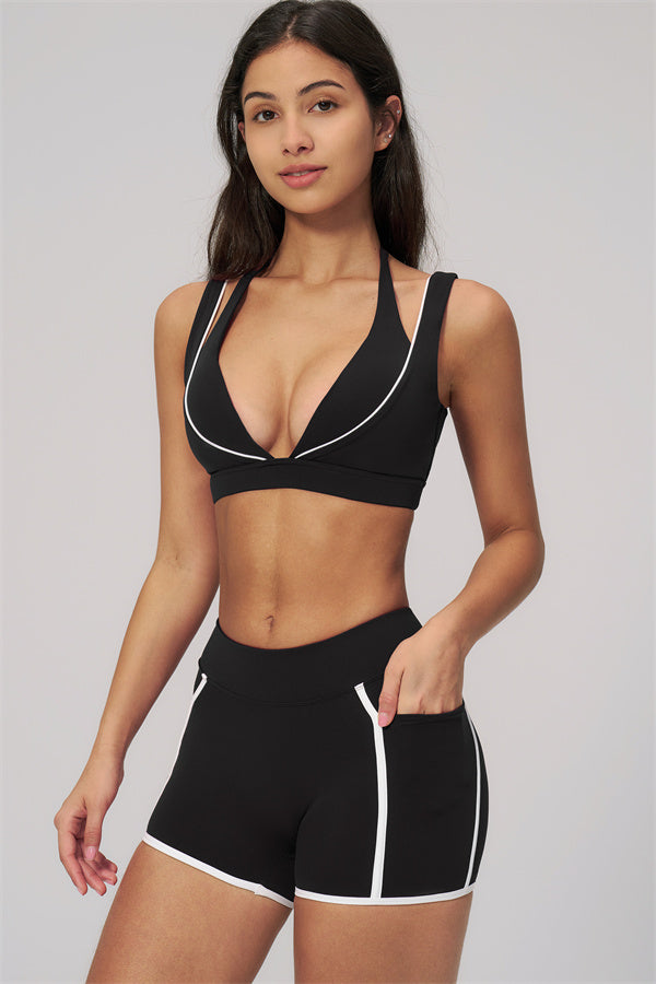 Clarity Contour Line 2-piece set: sports bra and shorts