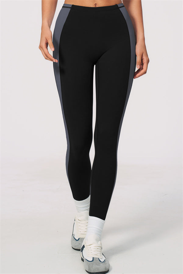 Ensemble 2 pièces Sandstone : brassière de sport et leggings
