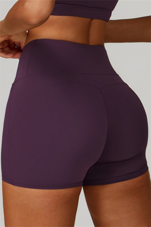 Gedurfde 2-delige sportset: bh met racerback en shorts