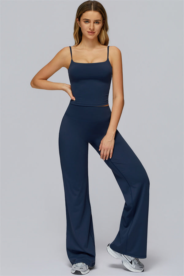 FlexCore 2-teiliges Set aus ärmellosem kurzem Top und ausgestellten Leggings