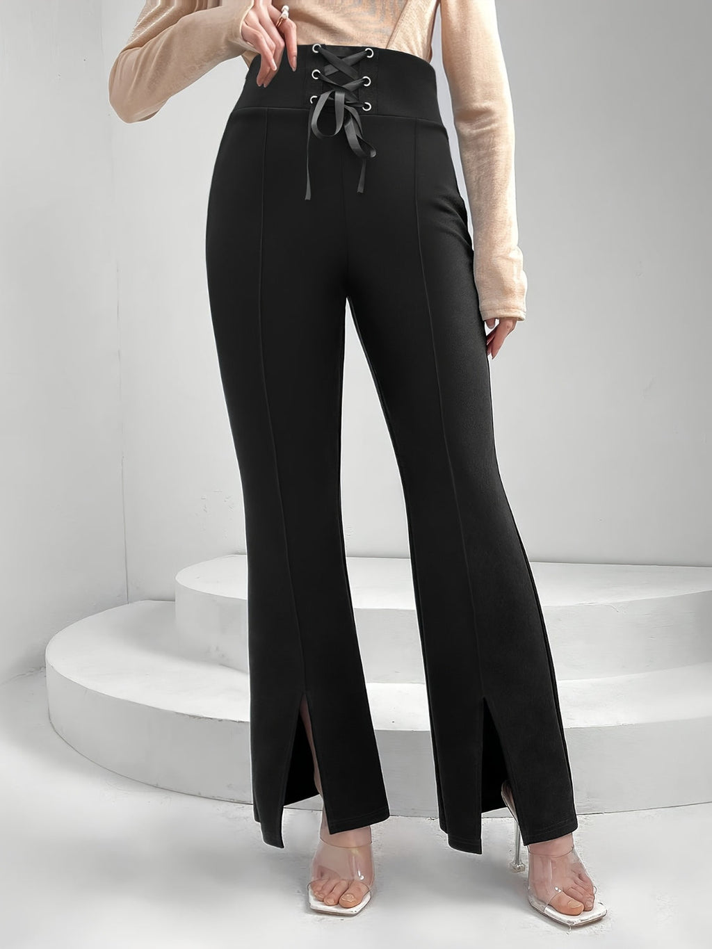 Pantalones bootcut con aberturas y cordones